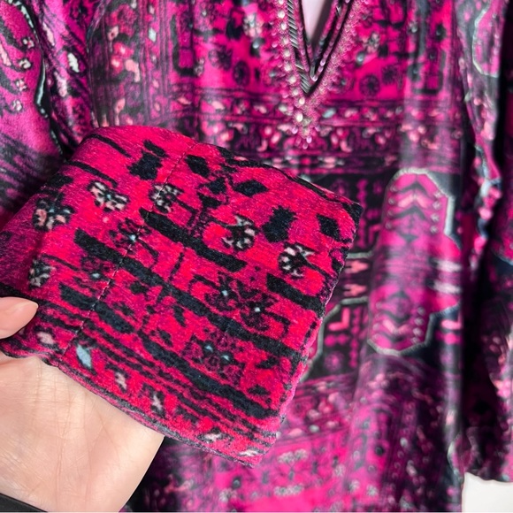 SOFT SURROUNDINGS Ottoman Velvet Blouse. Size Medium - Picture 5 of 10